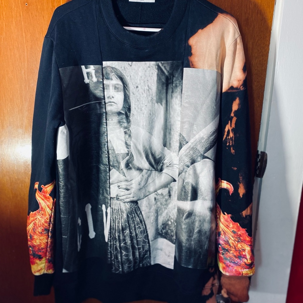 COPY - Givenchy Girl and Rottweiler Flames up Arms